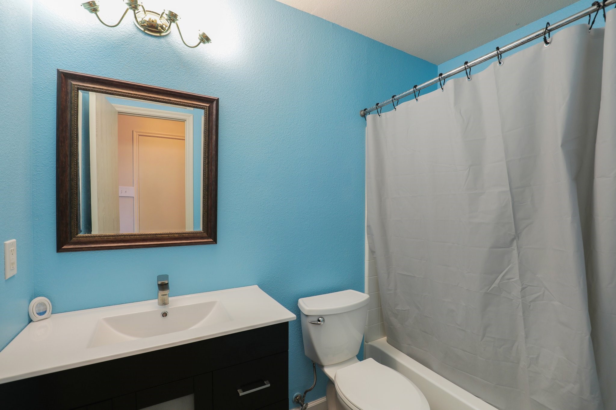 8111 Macgregor Drive Arlington TX 76002