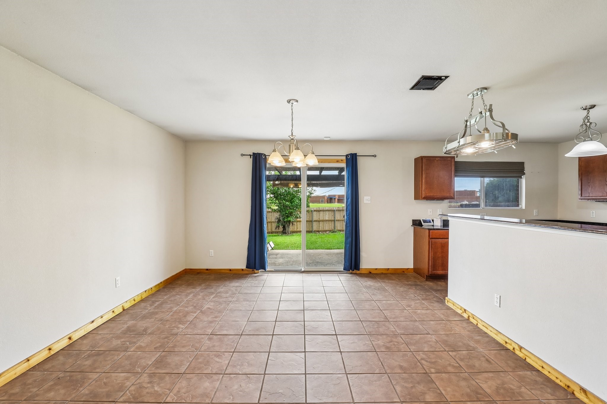 8111 Macgregor Drive Arlington TX 76002