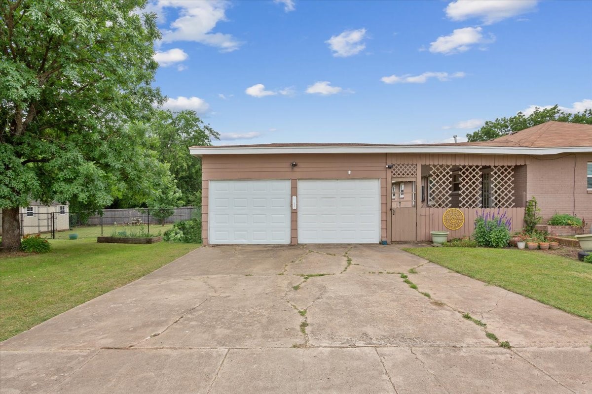 200 Karma Drive Woodway TX 76712