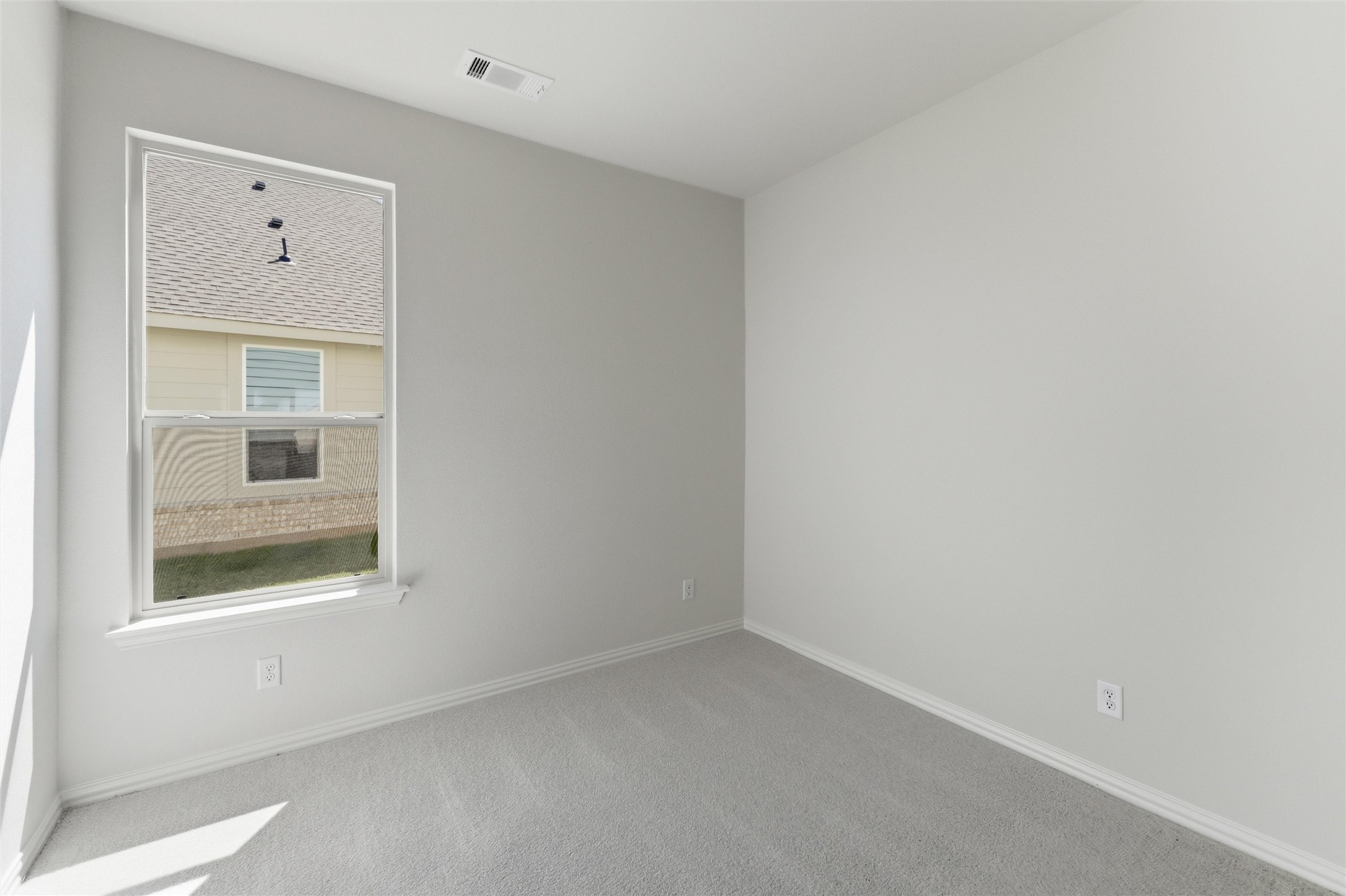 1221 Sabine River Lane Springtown TX 76082