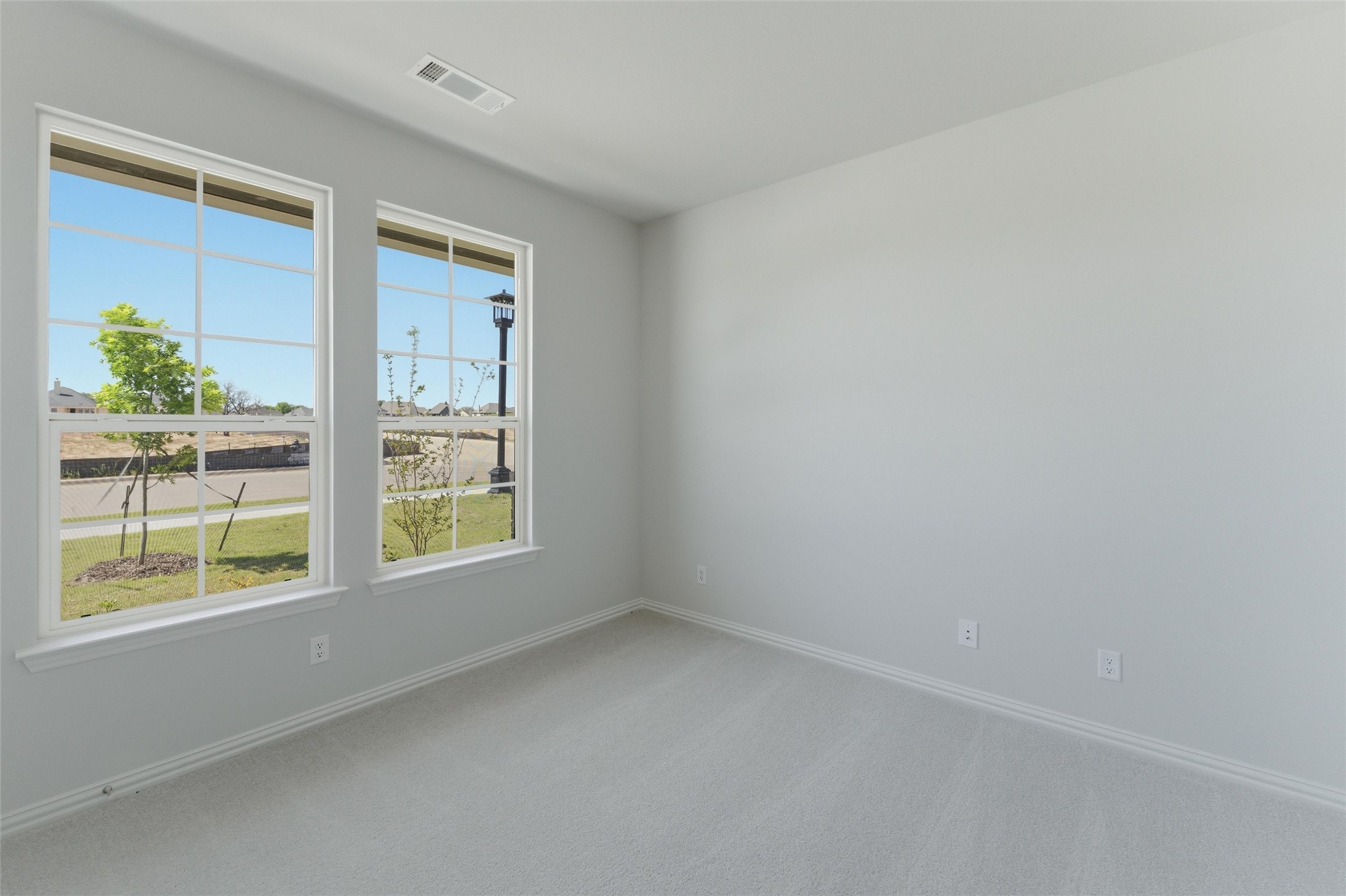 1221 Sabine River Lane Springtown TX 76082