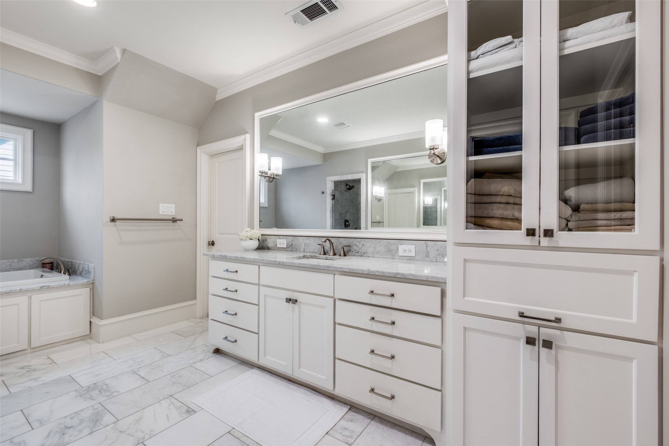 5335 Emerson Avenue Dallas TX 75209