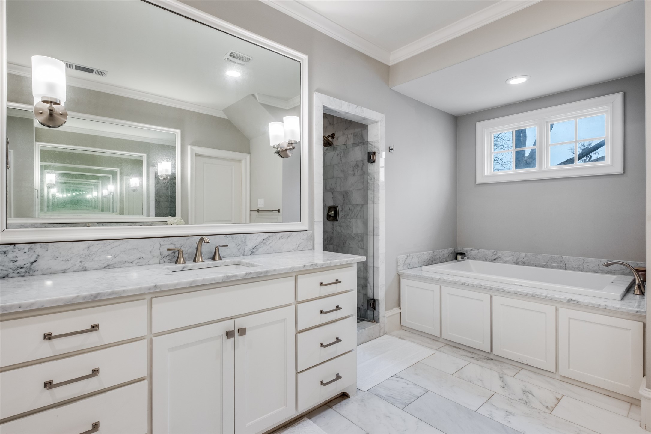5335 Emerson Avenue Dallas TX 75209