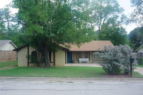 702 Long Drive Mineral Wells TX 76067