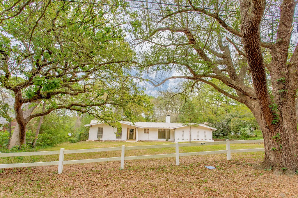 439 N Lonestar Lane Hideaway TX 75771