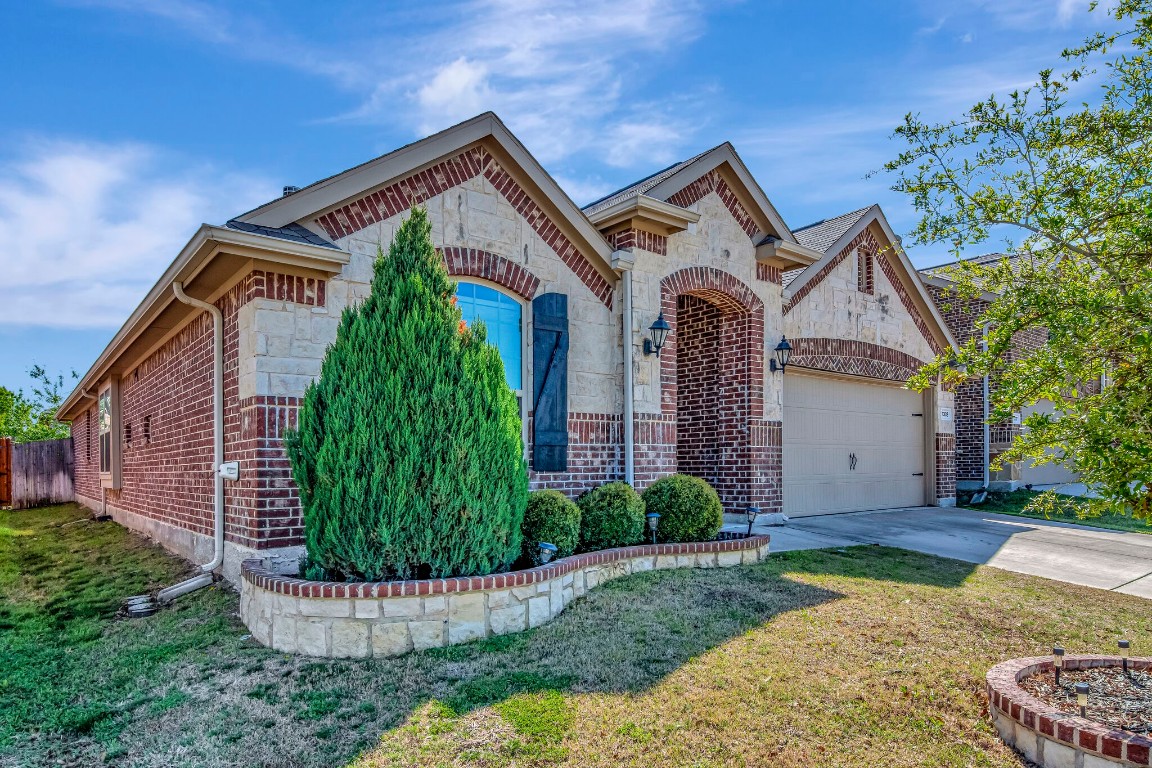 1333 Zanna Grace Way Fort Worth TX 76052
