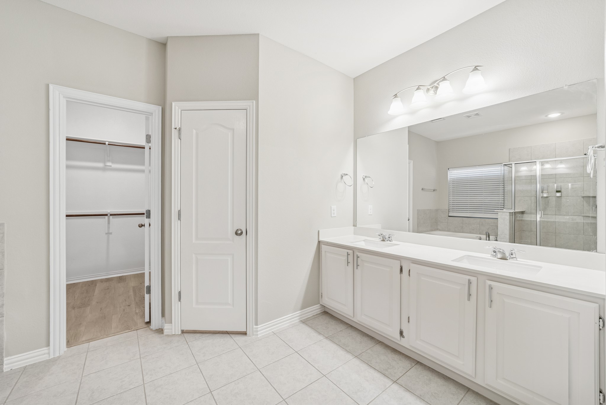 1805 Longwood Lane Garland TX 75042