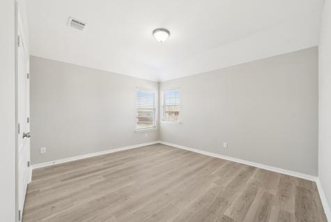 1805 Longwood Lane Garland TX 75042