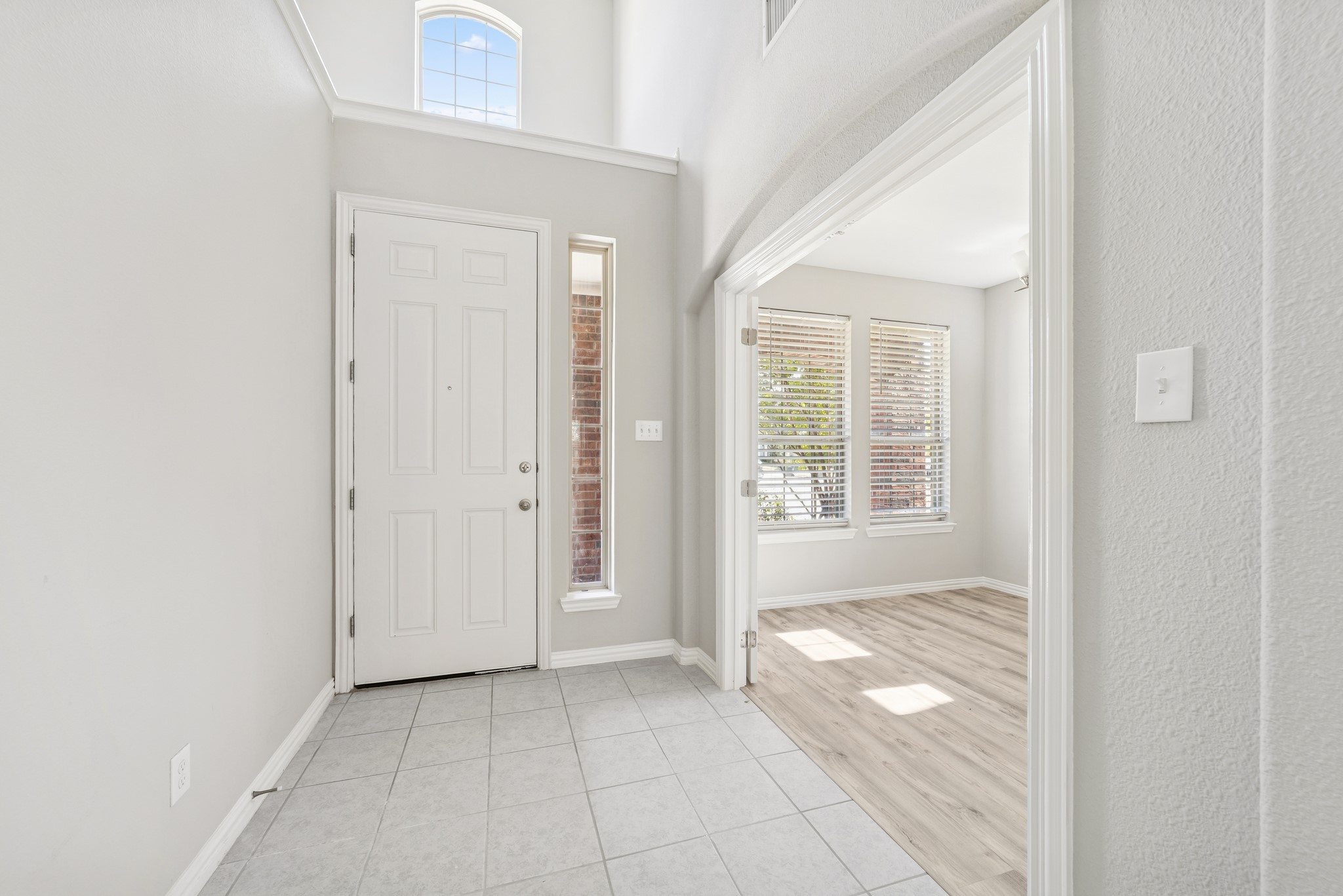 1805 Longwood Lane Garland TX 75042