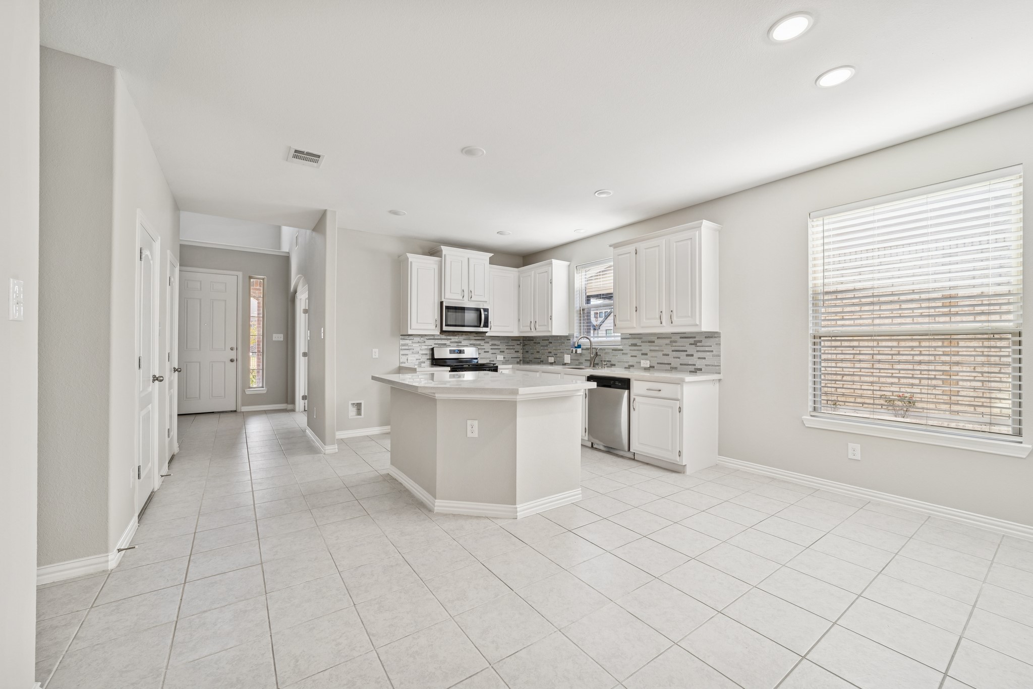 1805 Longwood Lane Garland TX 75042