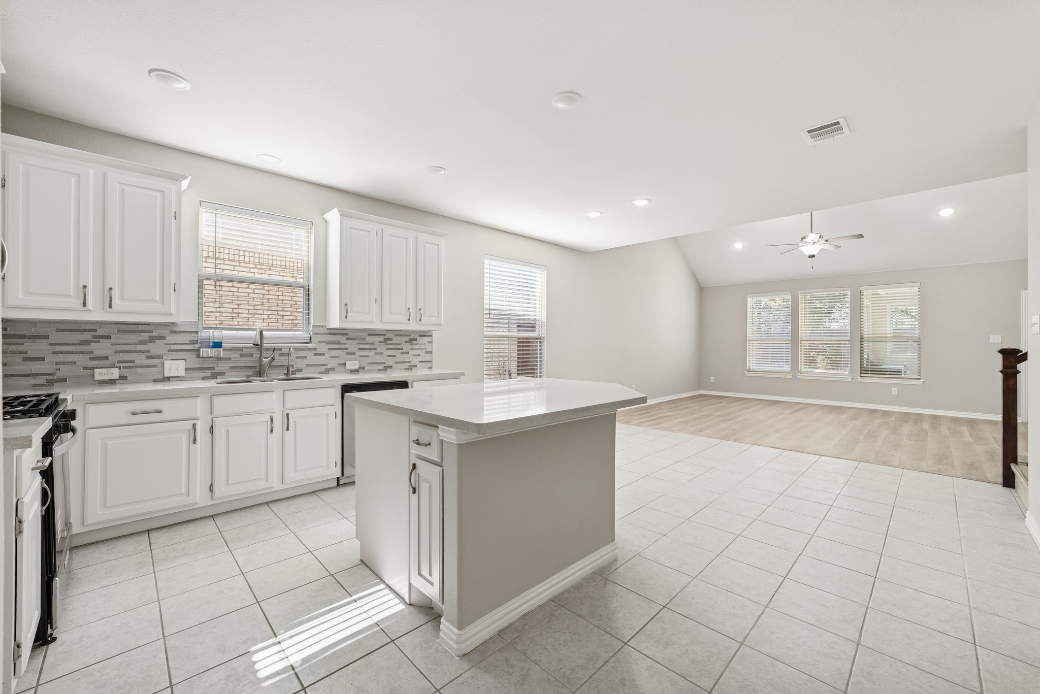 1805 Longwood Lane Garland TX 75042