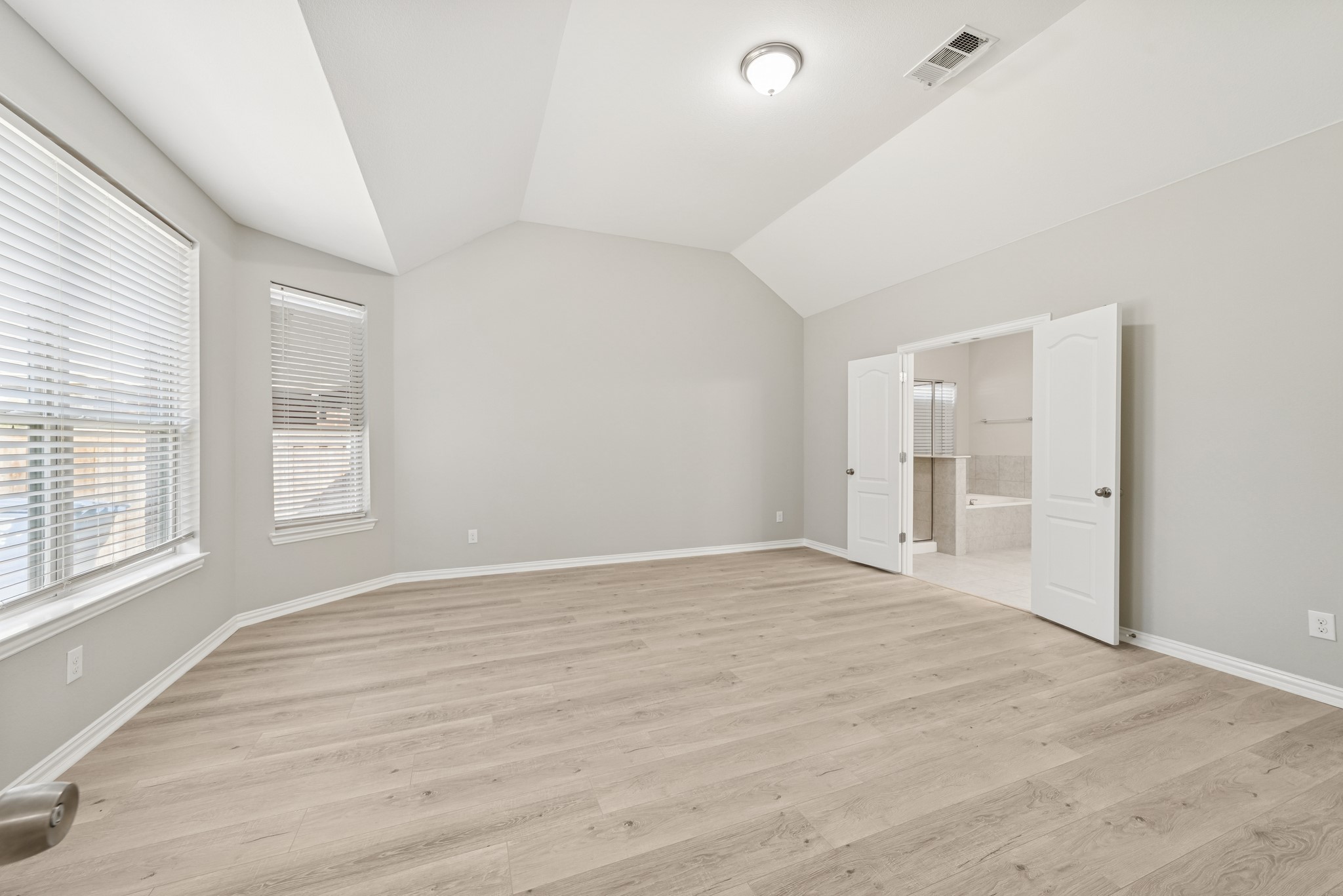 1805 Longwood Lane Garland TX 75042
