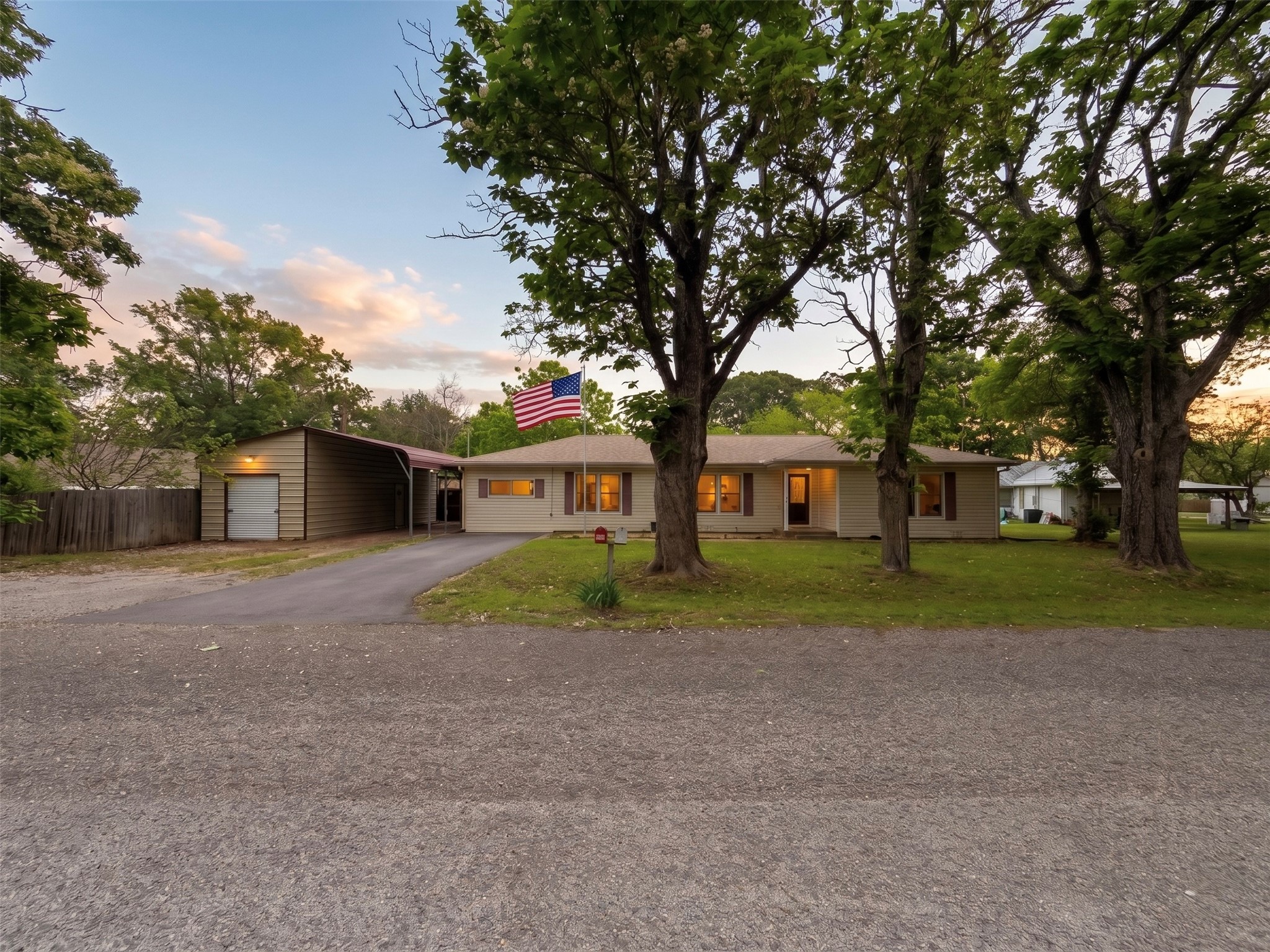 604 E Side Drive Quitman TX 75783