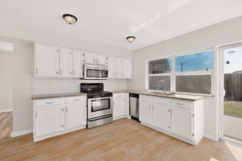 6313 Fallbrook Drive Garland TX 75043