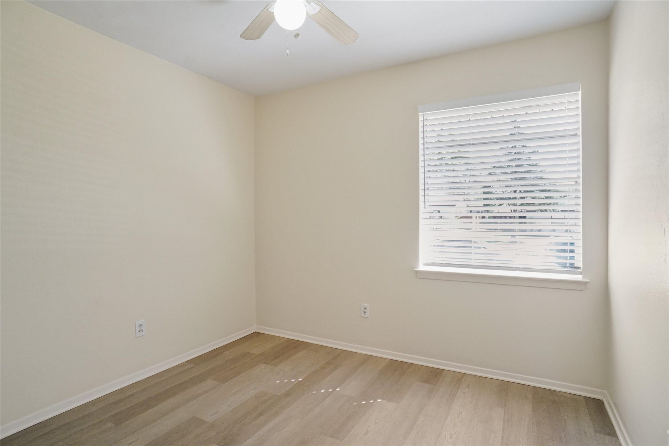 2537 Vickie Street Mesquite TX 75149