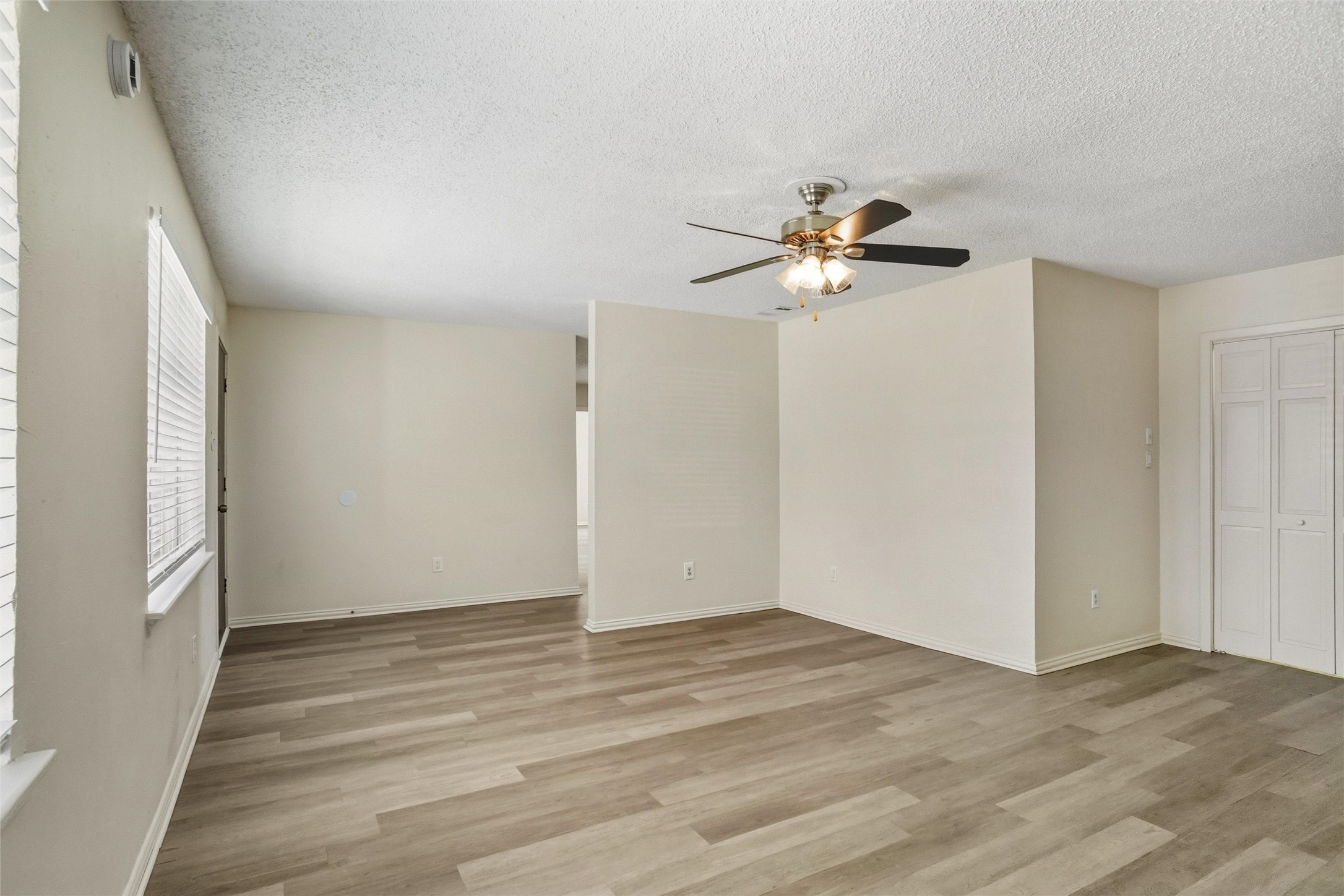 2537 Vickie Street Mesquite TX 75149