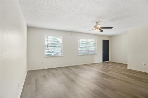 2537 Vickie Street Mesquite TX 75149