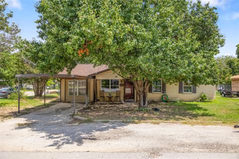 949 Ladelle Street De Leon TX 76444
