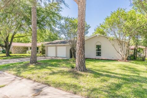 606 San Pedro Street Grand Prairie TX 75051