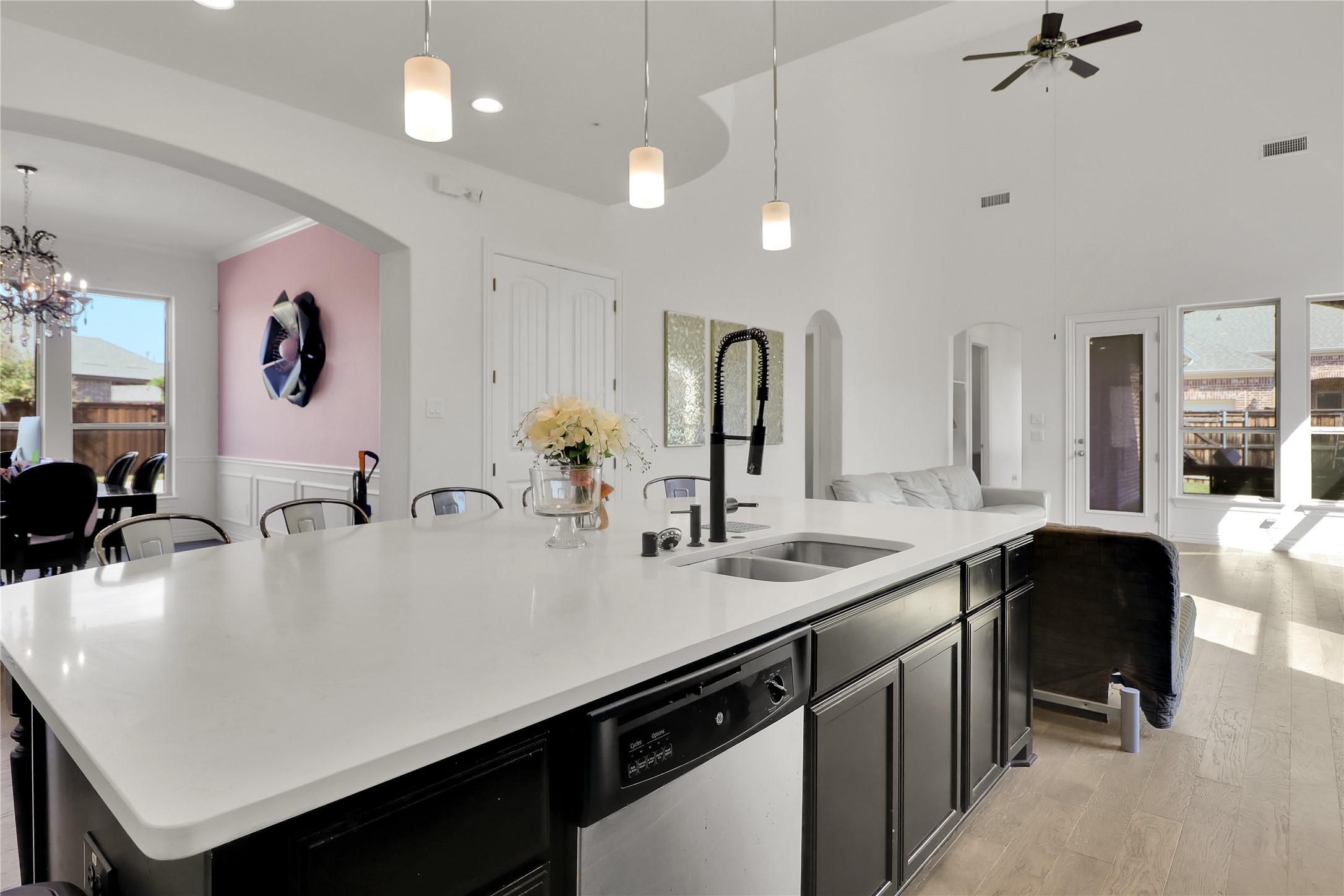 4209 Whispering Willow Way Arlington TX 76005
