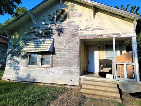 705 S Throckmorton Street Sherman TX 75090