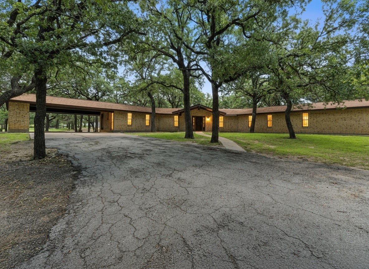 792 County Road 474 Stephenville TX 76401