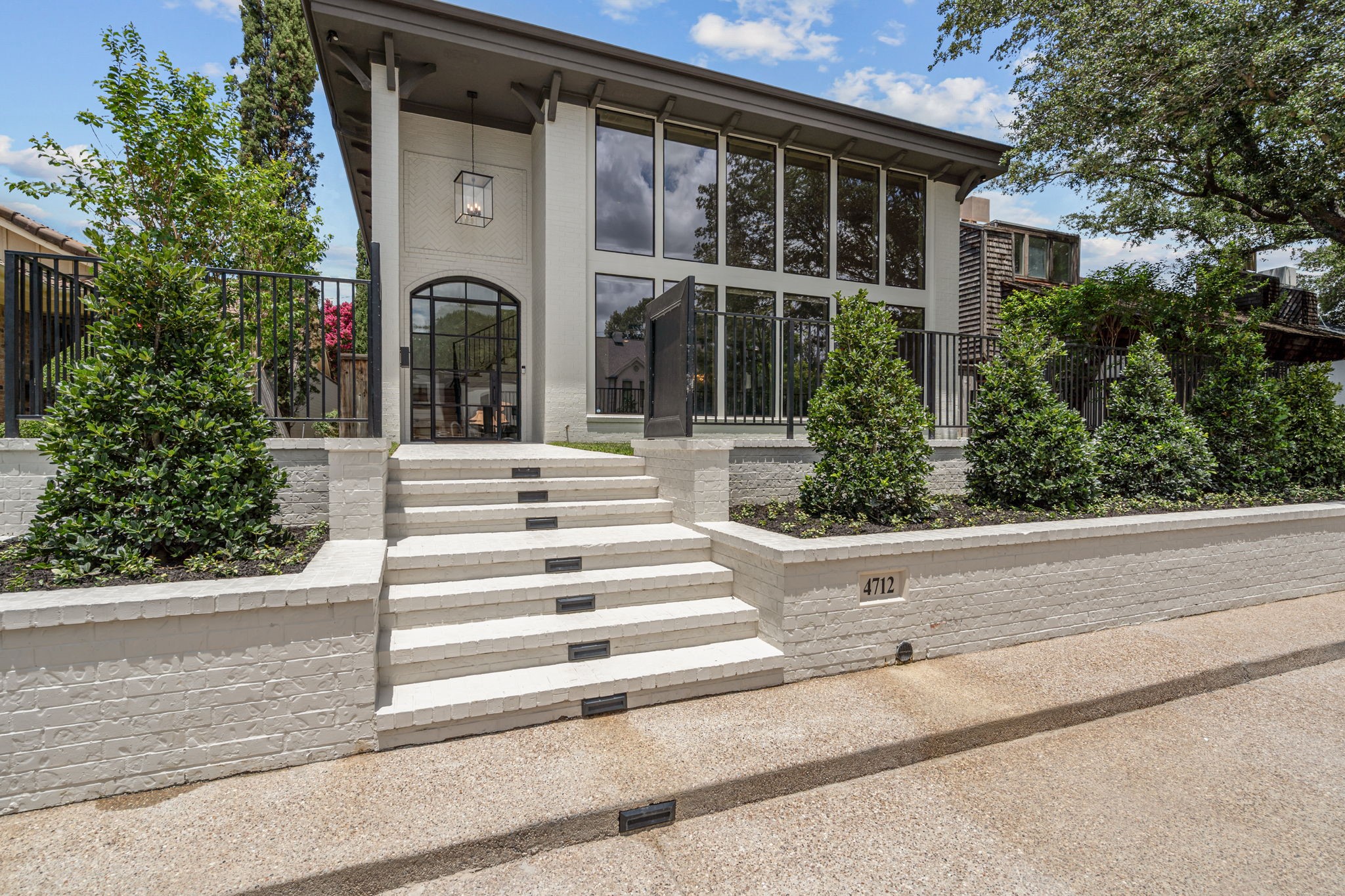 4712 Harley Avenue Fort Worth TX 76107
