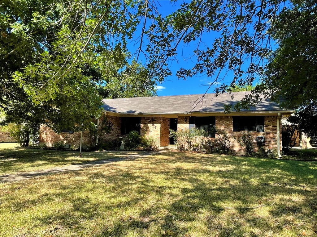 404 Troy Lane Fairfield TX 75840