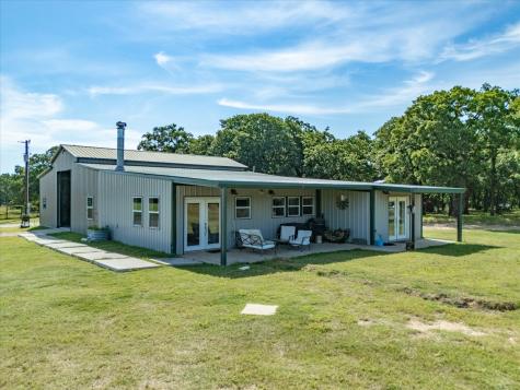 209 County Road 2696 Alvord TX 76225