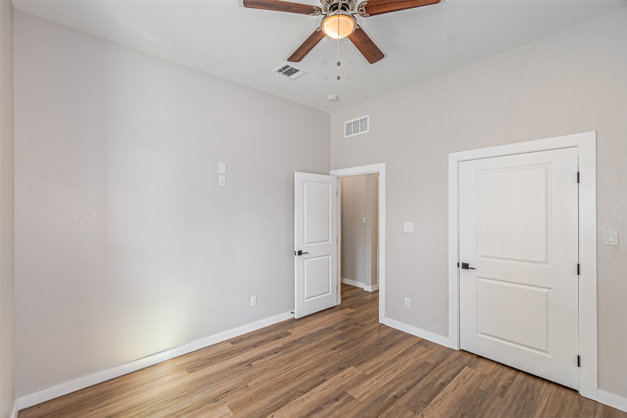 901 Bandera Lane Garland TX 75040