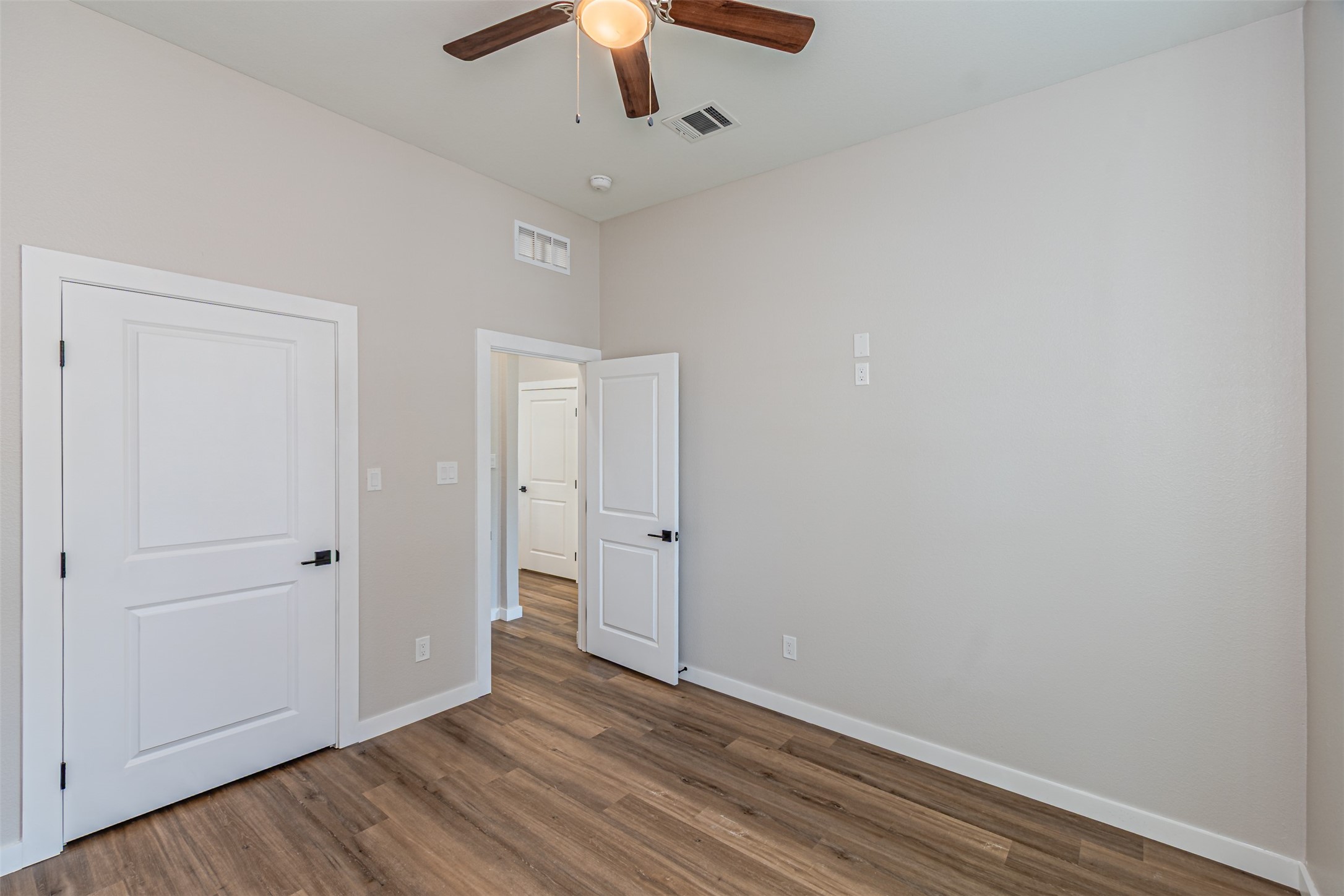 901 Bandera Lane Garland TX 75040