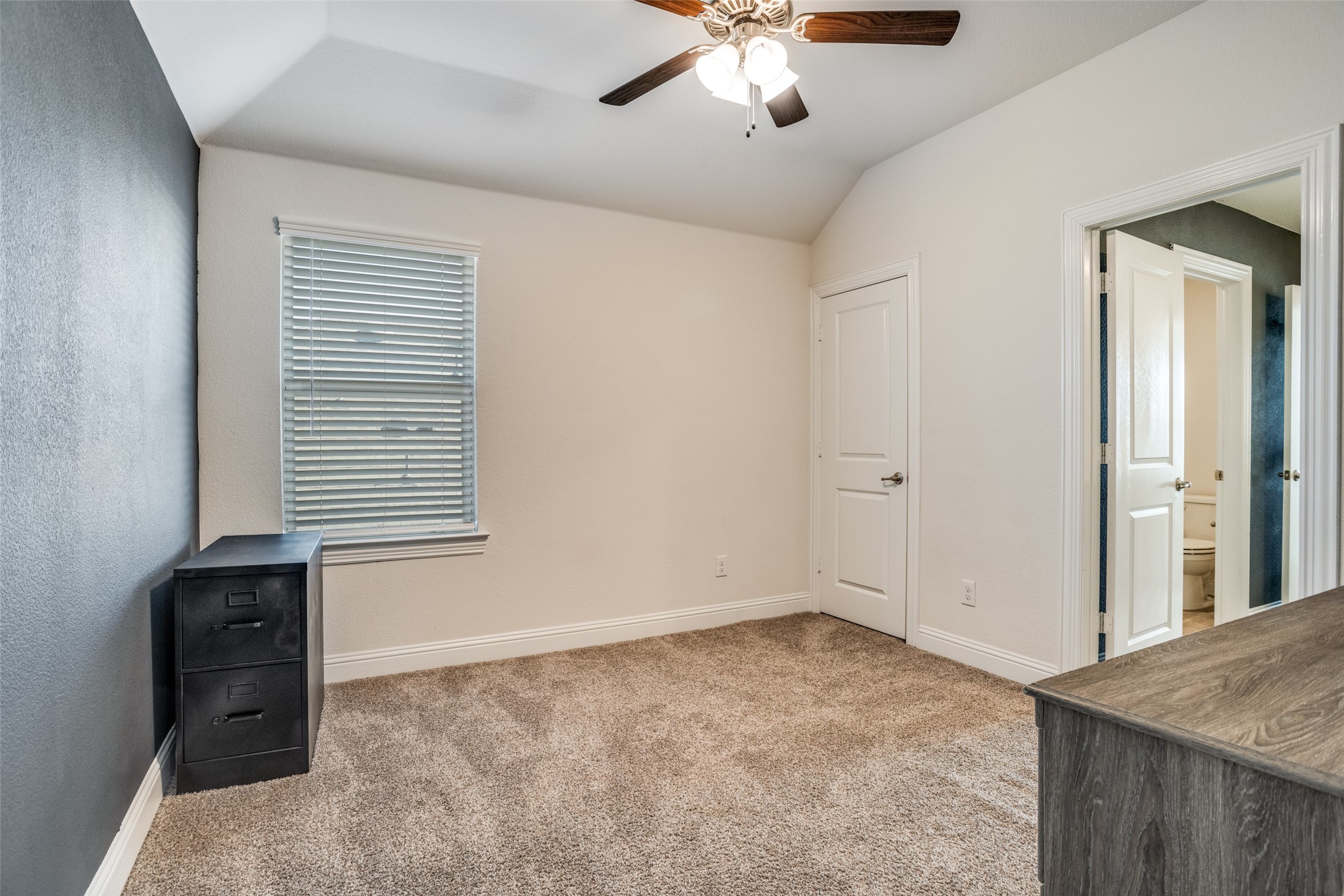 10421 Table Bluff Street Aubrey TX 76227