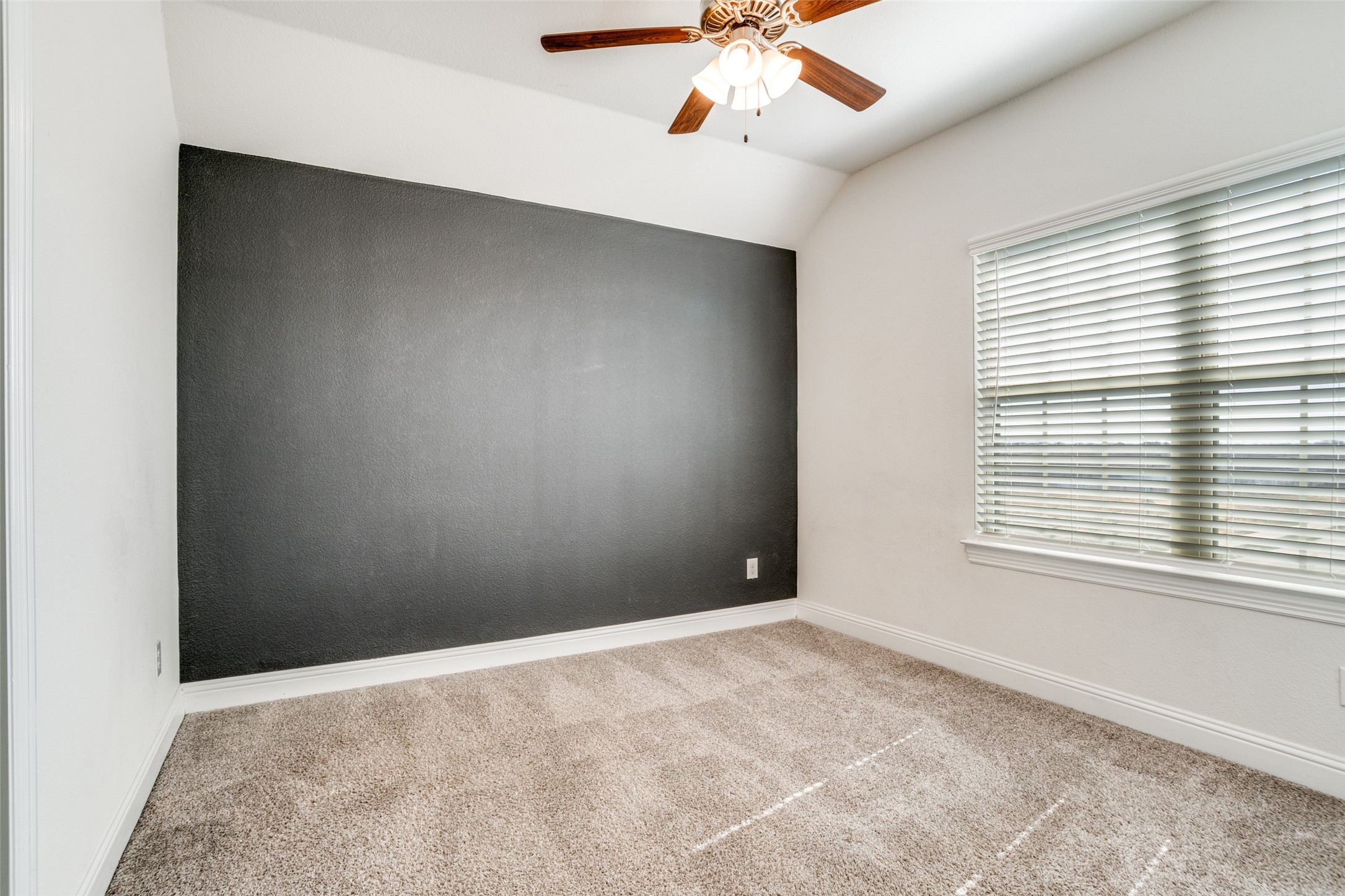 10421 Table Bluff Street Aubrey TX 76227