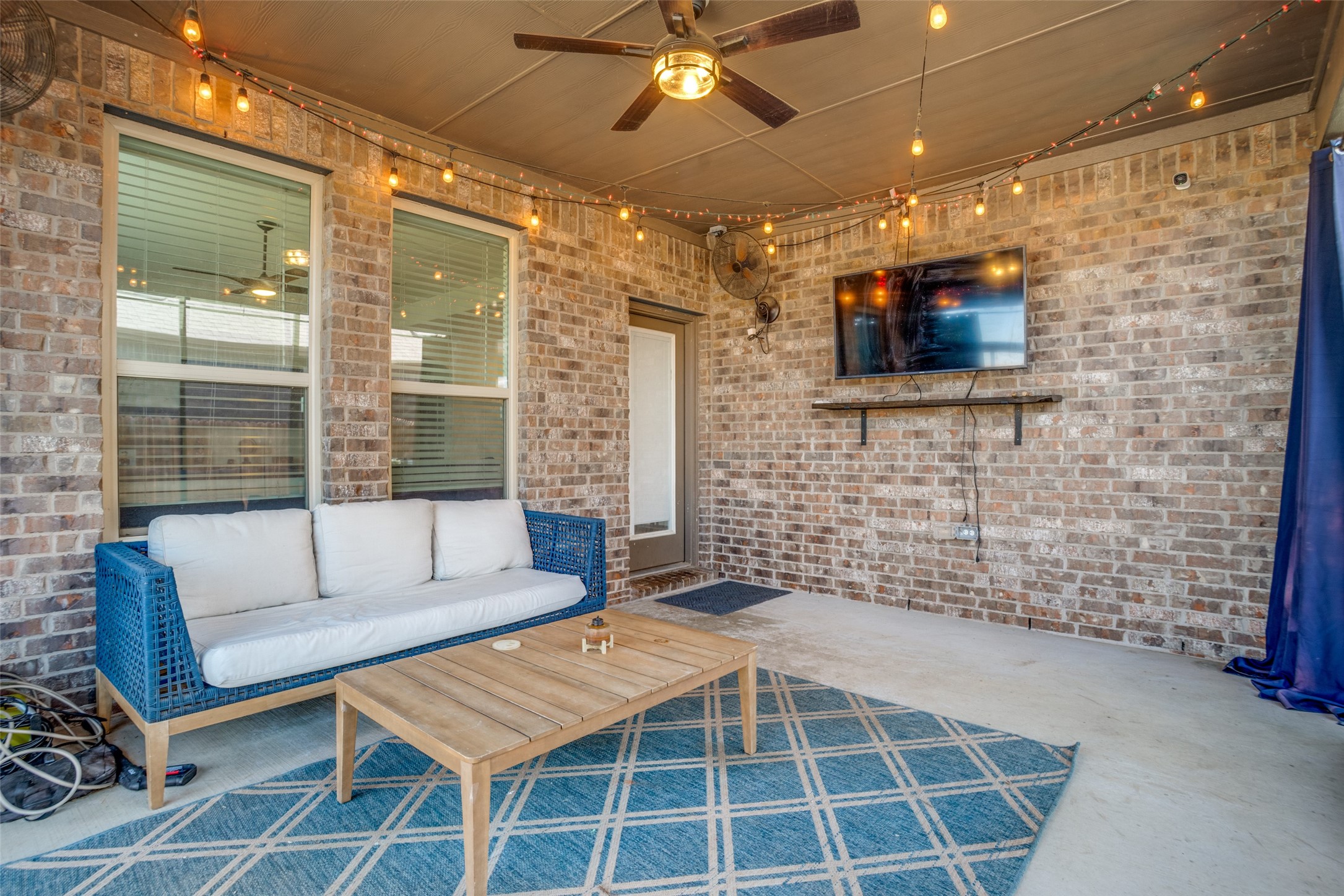 10421 Table Bluff Street Aubrey TX 76227
