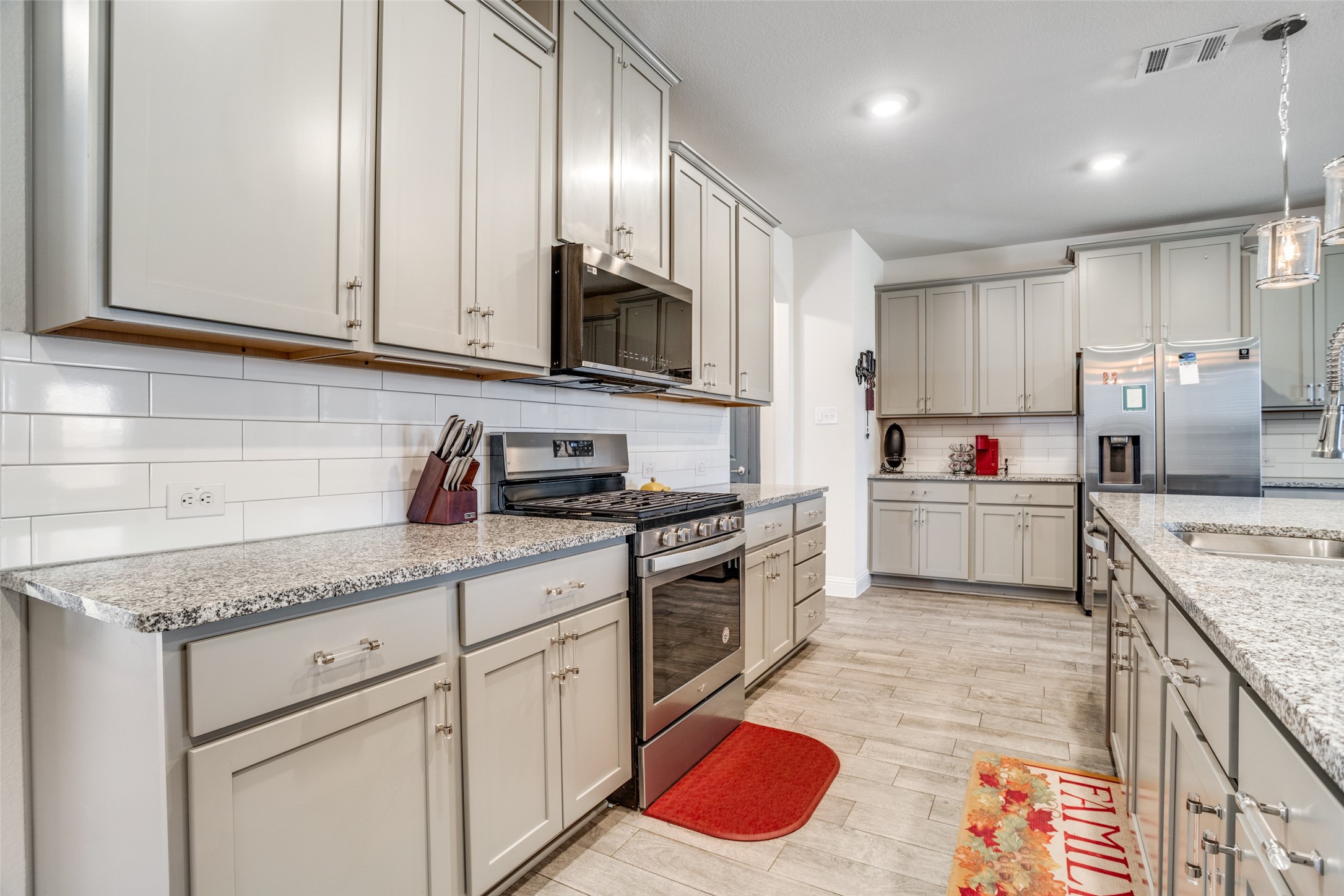 10421 Table Bluff Street Aubrey TX 76227