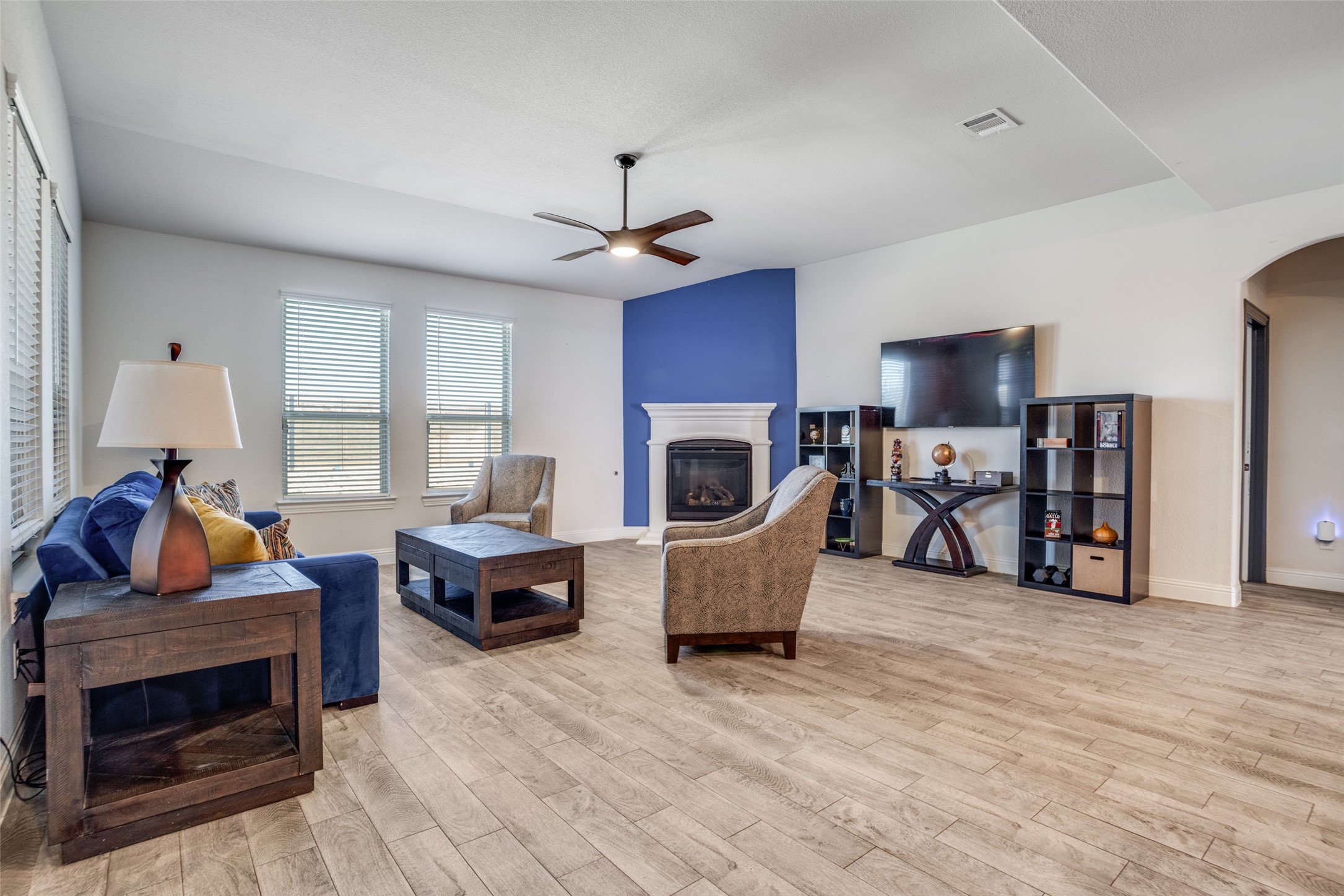 10421 Table Bluff Street Aubrey TX 76227