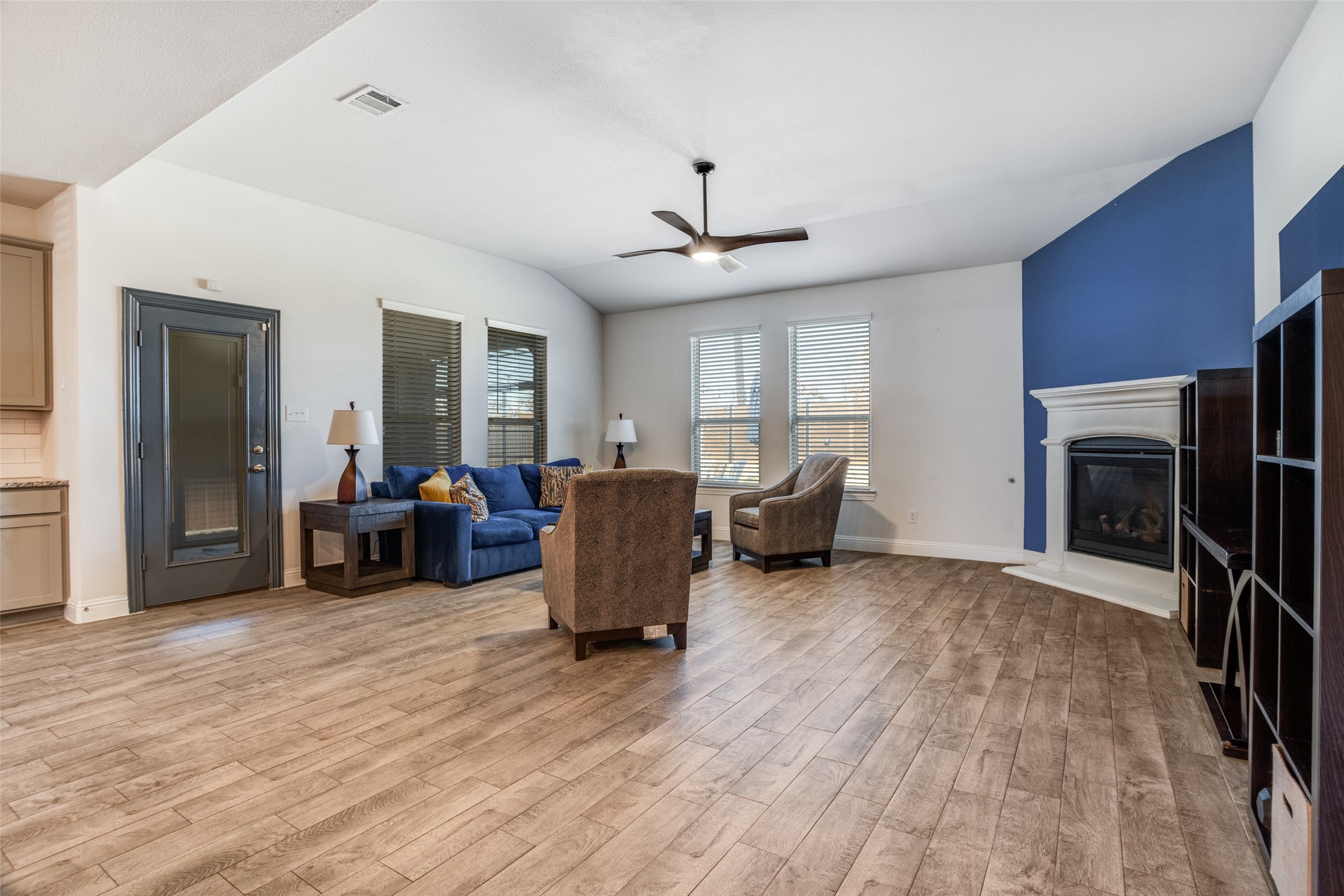 10421 Table Bluff Street Aubrey TX 76227
