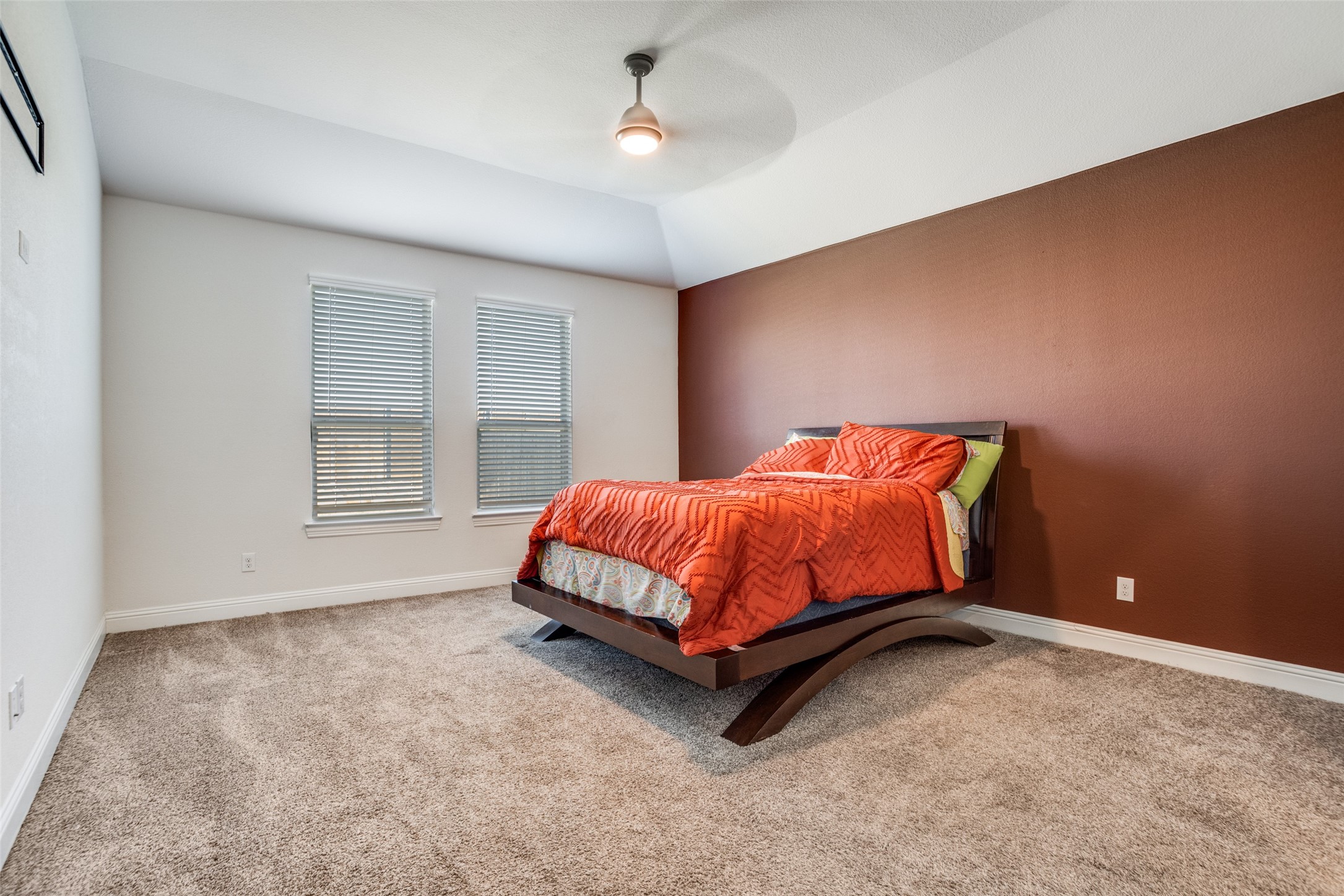 10421 Table Bluff Street Aubrey TX 76227