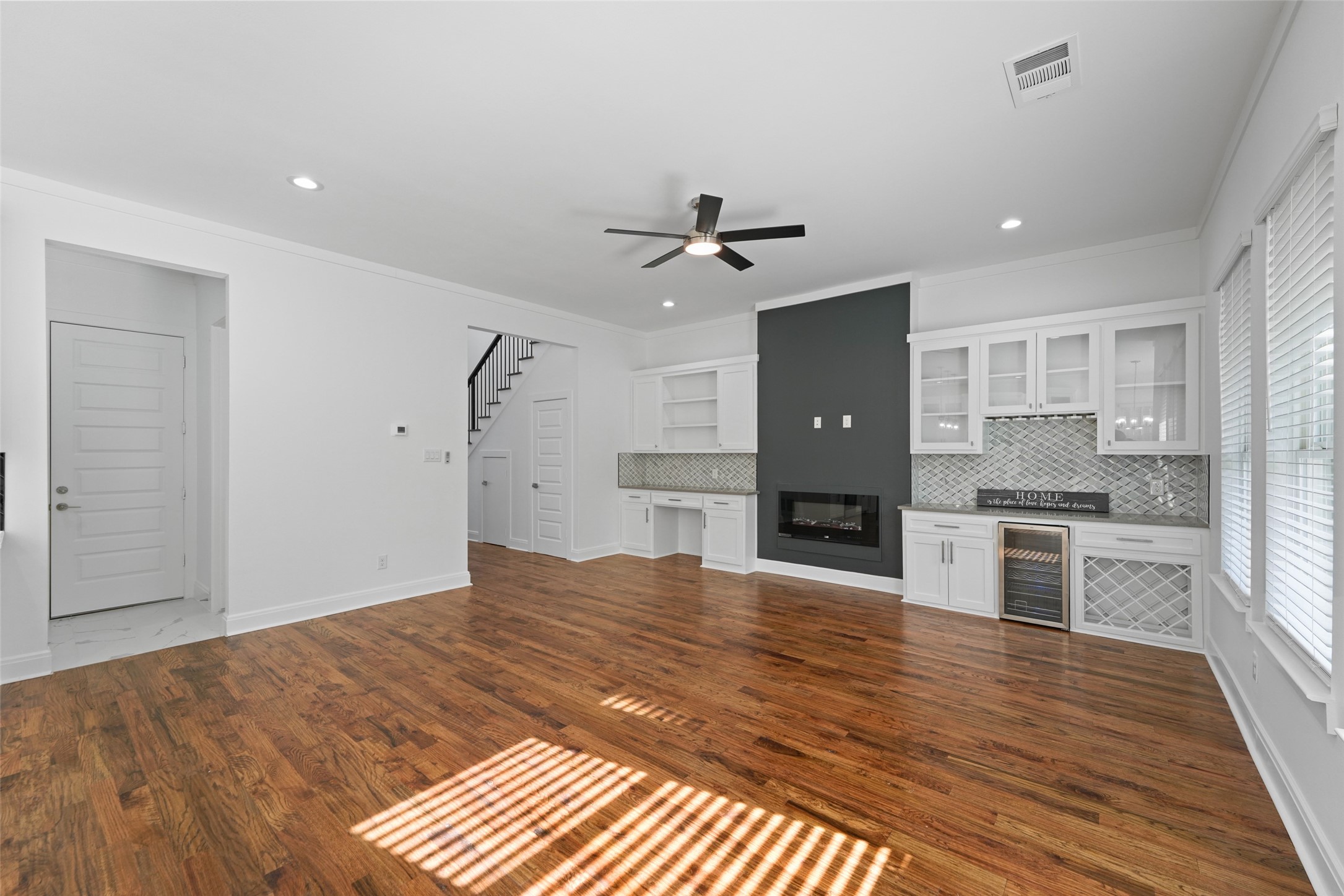 1320 Compton Street Dallas TX 75203