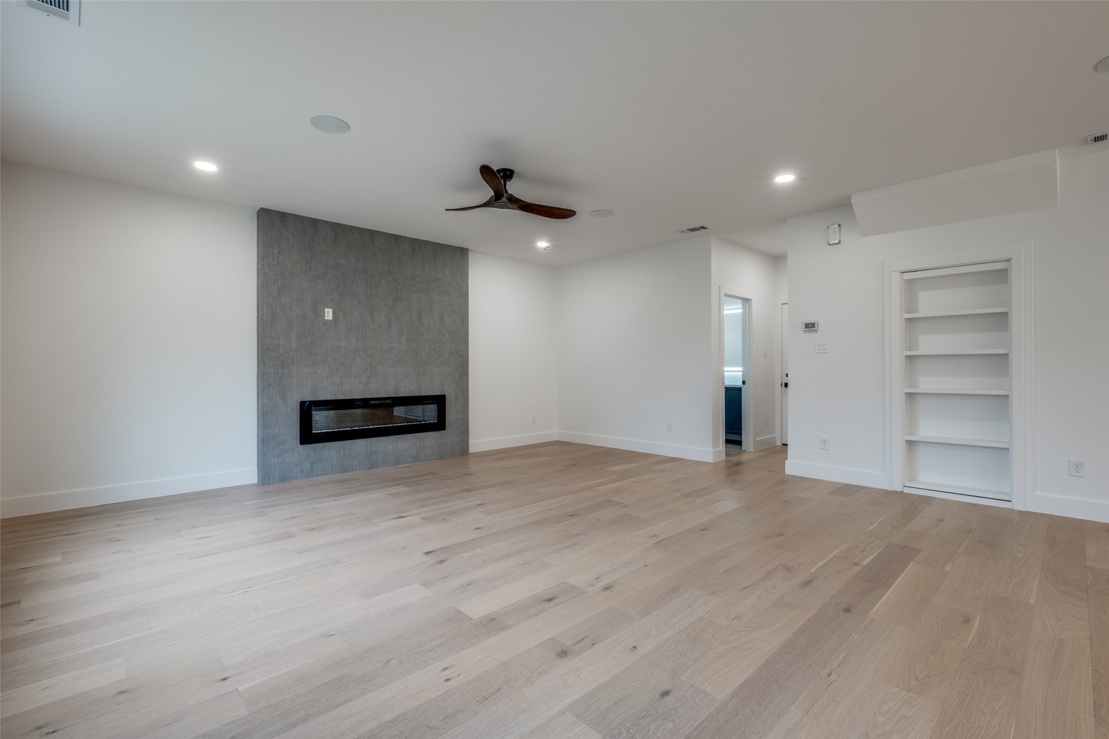 1018 Grandview Avenue Dallas TX 75223