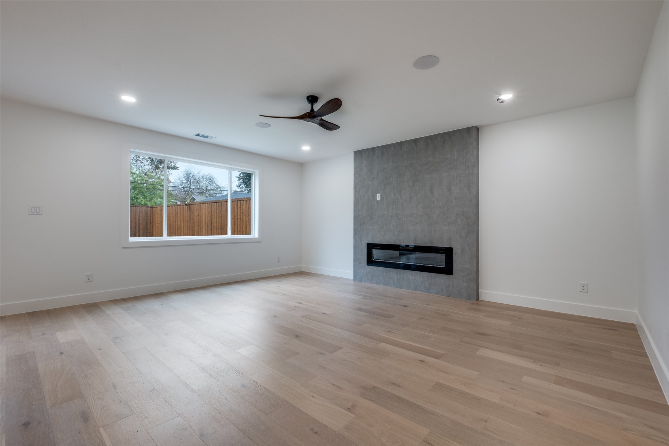 1018 Grandview Avenue Dallas TX 75223