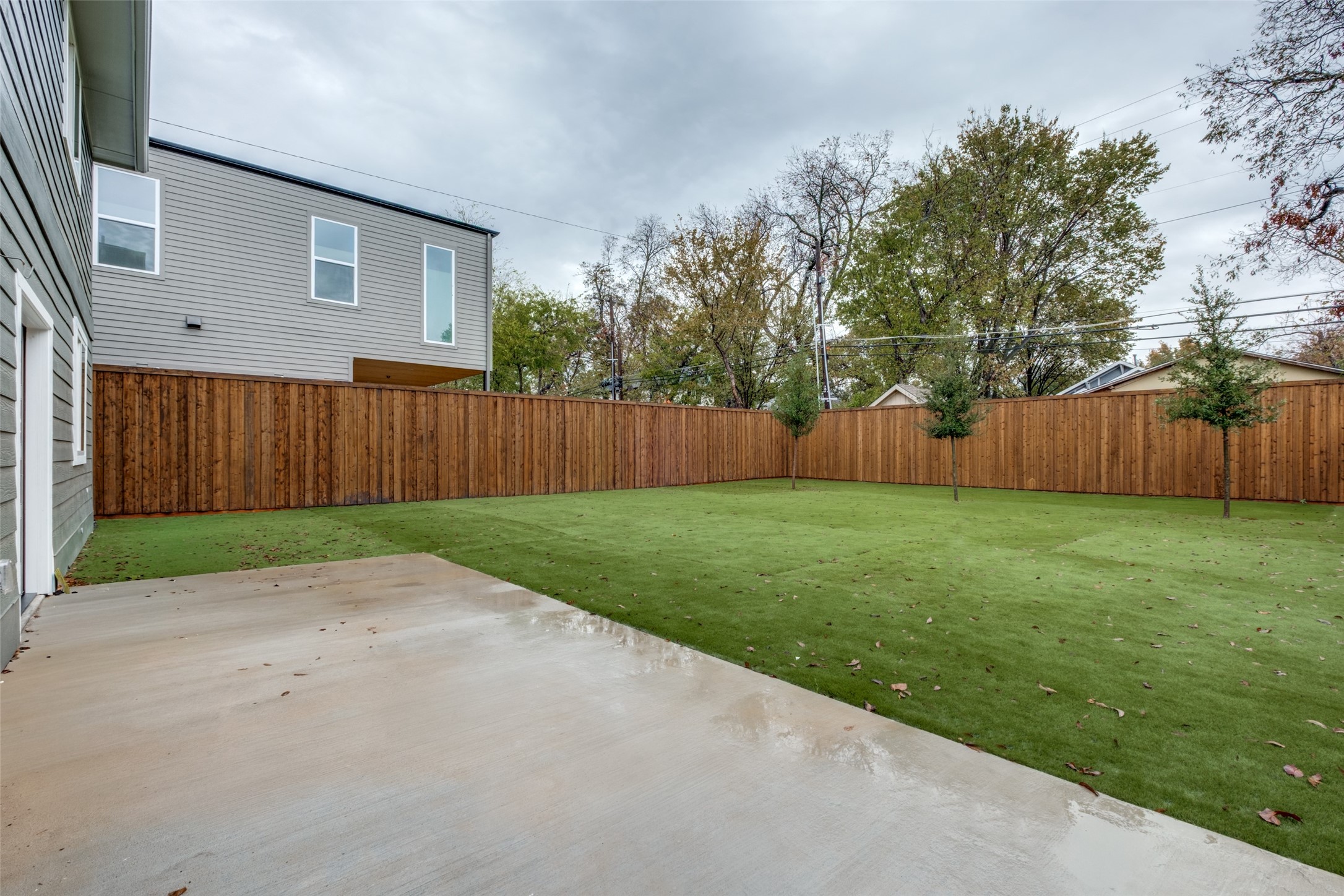 1018 Grandview Avenue Dallas TX 75223
