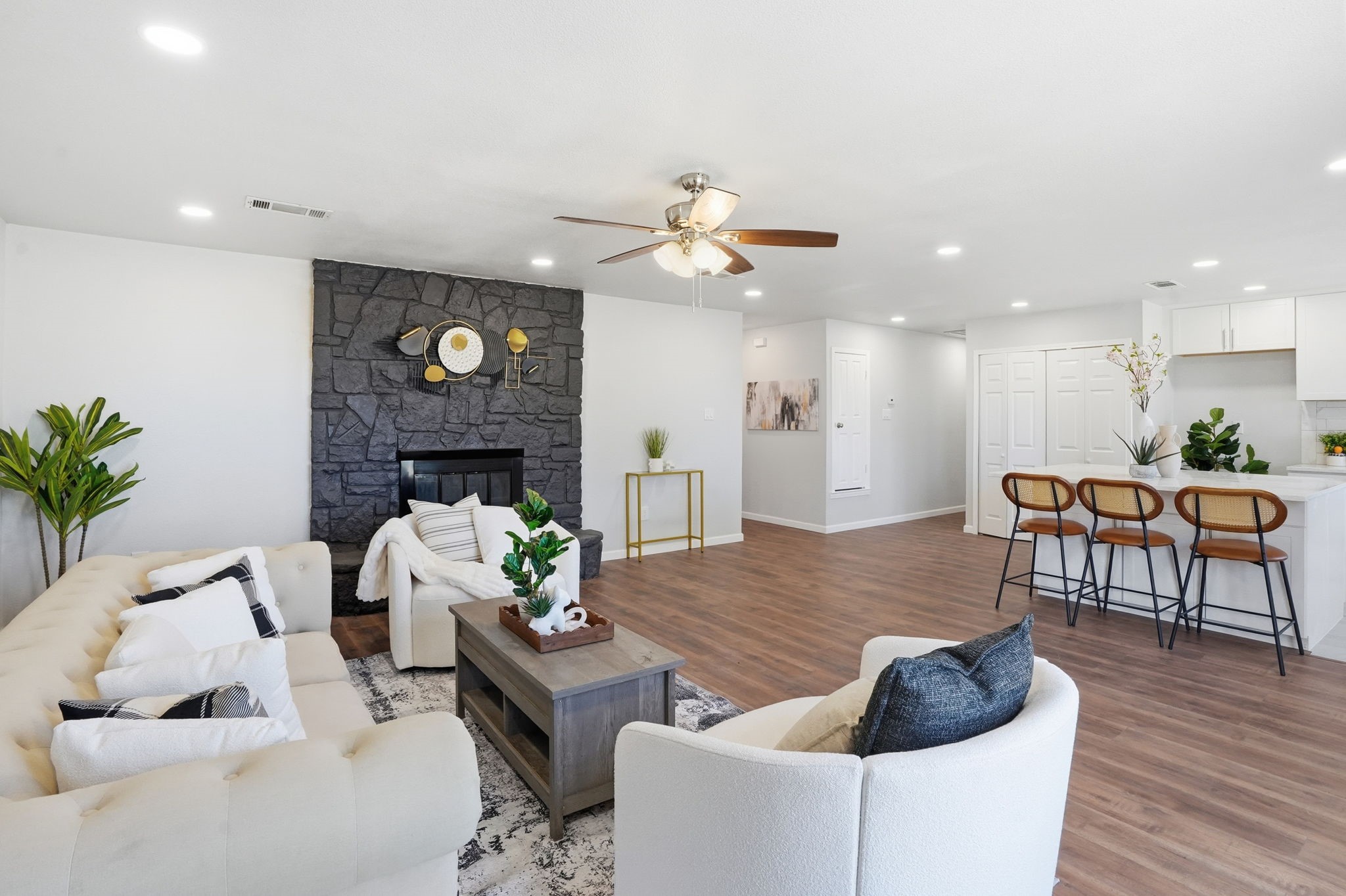 4804 Green Hollow Drive Arlington TX 76017