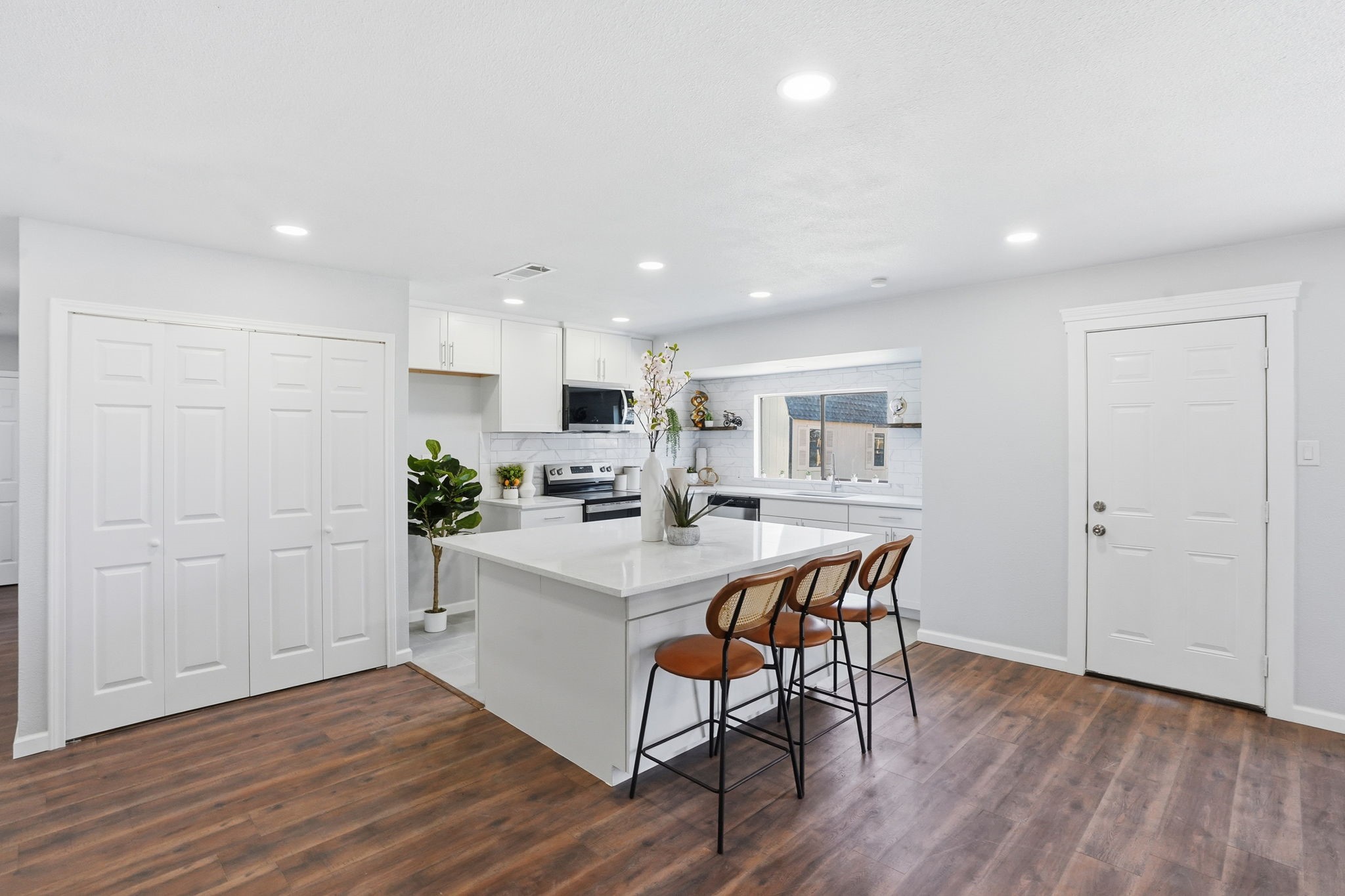 4804 Green Hollow Drive Arlington TX 76017
