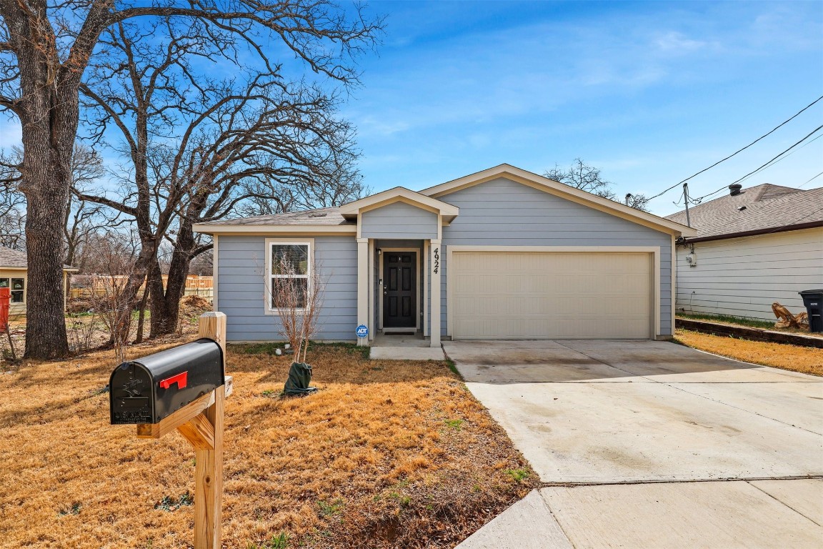 4924 Elgin Street Fort Worth TX 76105