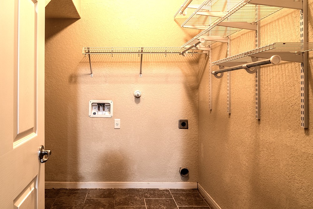 7103 Azalea Square San Antonio TX 78218
