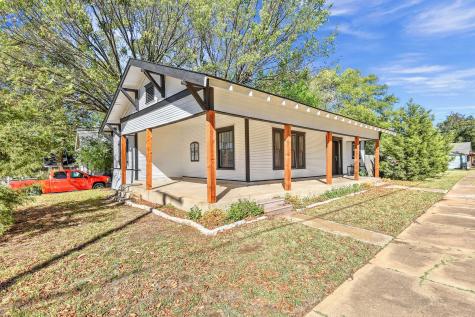 1115 S Rusk Avenue Denison TX 75020