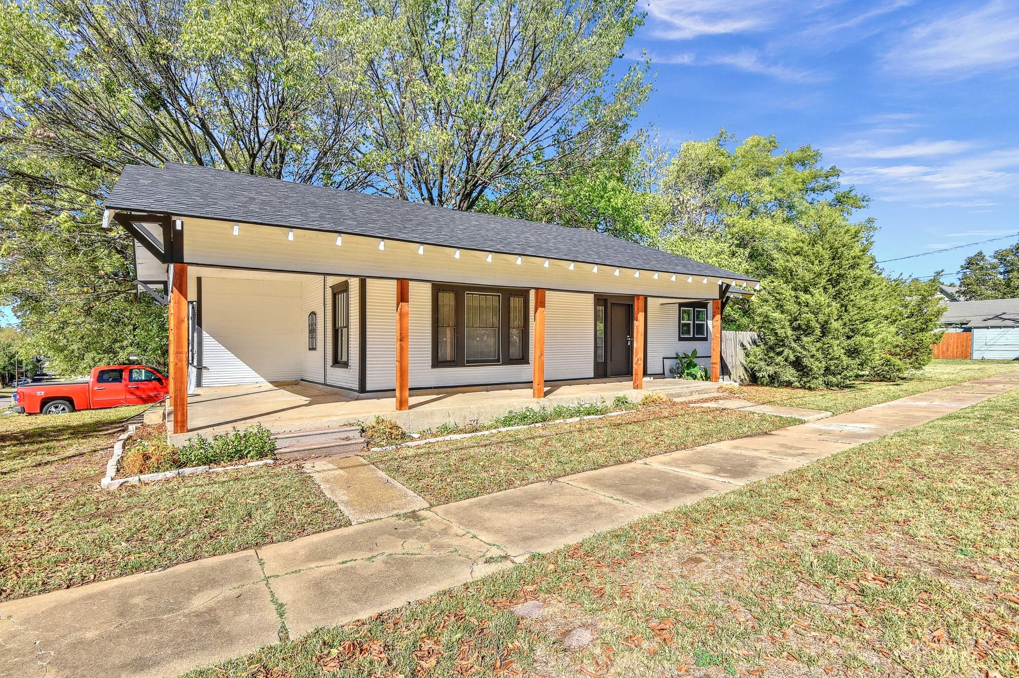 1115 S Rusk Avenue Denison TX 75020