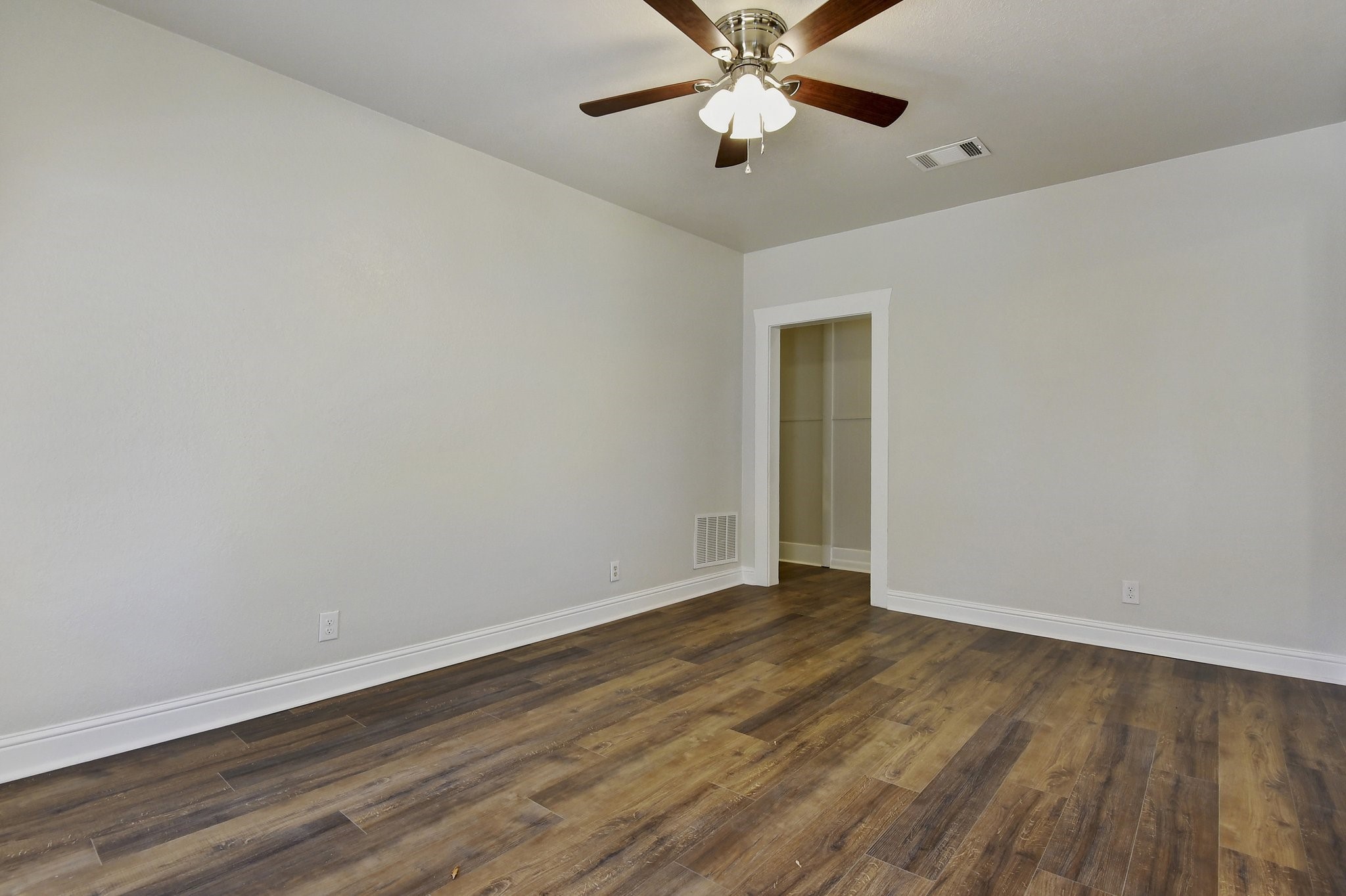 1115 S Rusk Avenue Denison TX 75020
