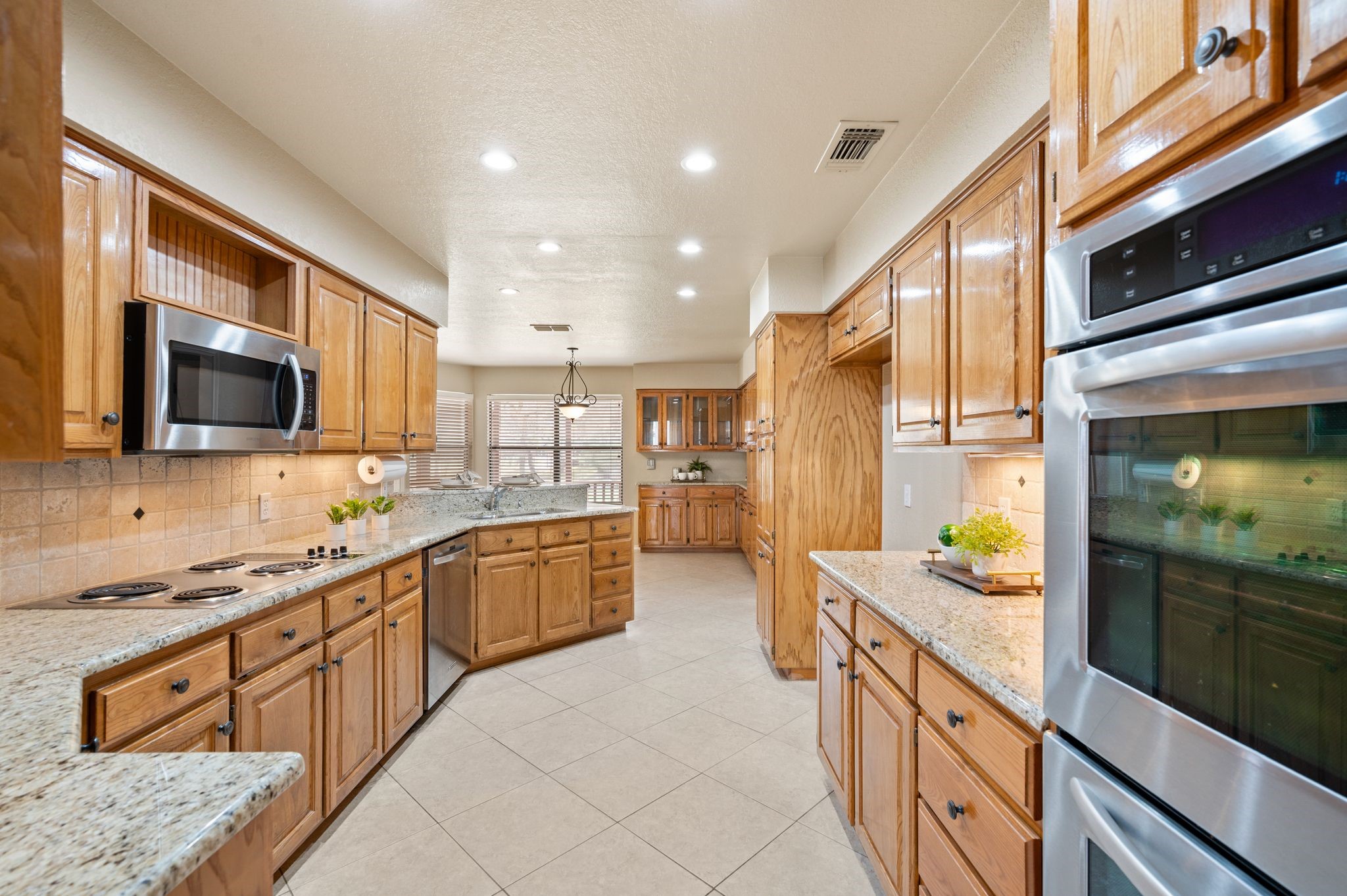 4440 Alydar Drive Burleson TX 76028
